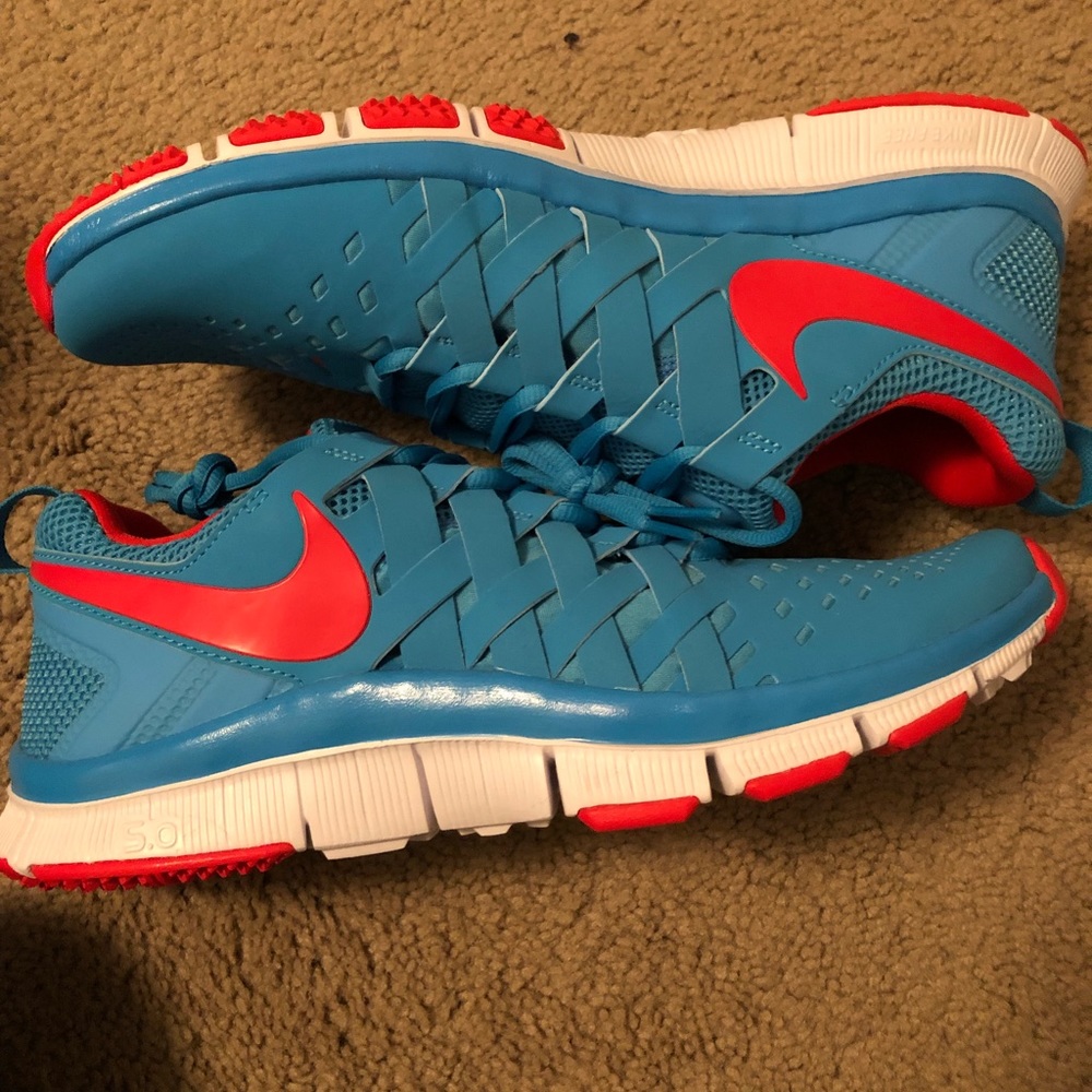 Men’s size 10 shoes
